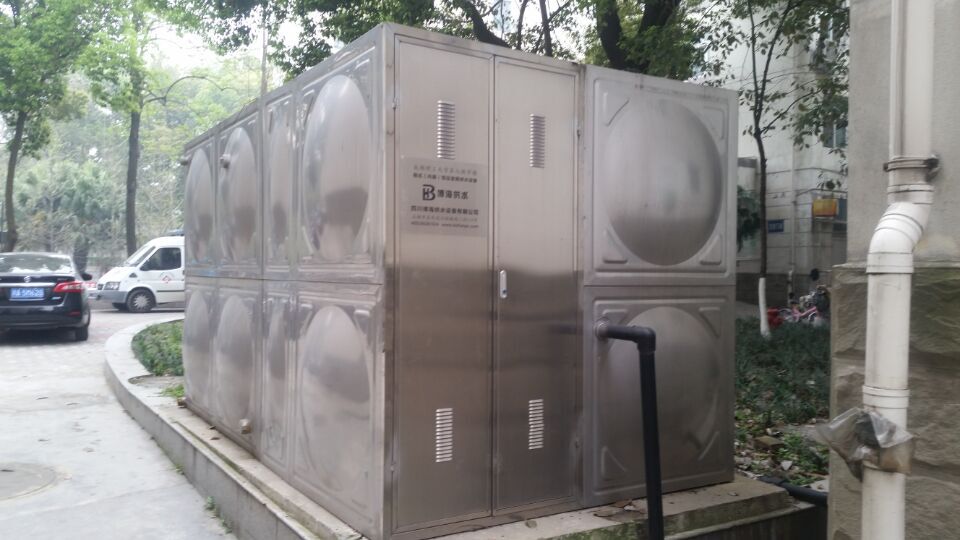 理工大學恒壓供水設備3.jpg 理工大學恒壓供水設備3.jpg