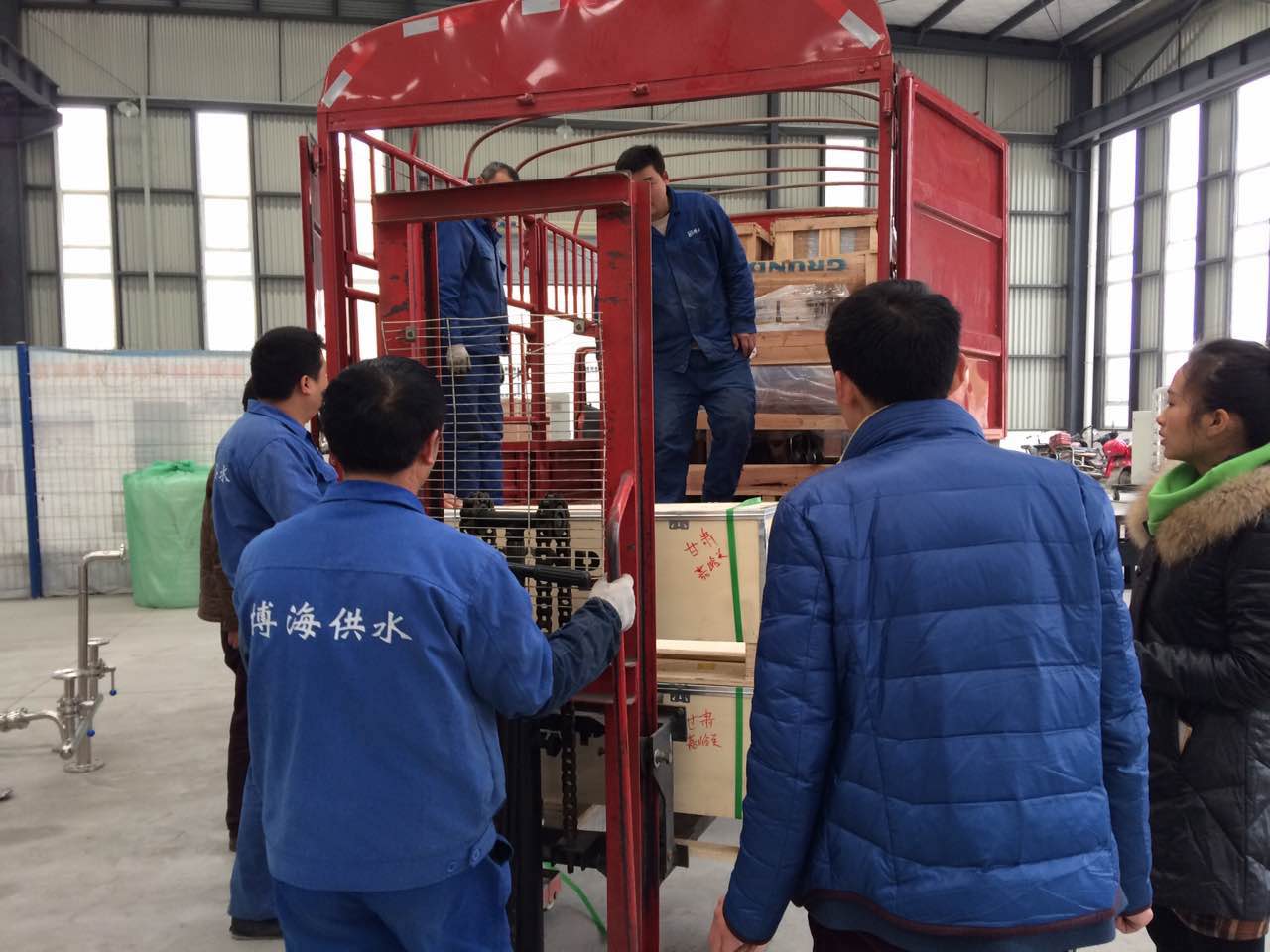 力保春節(jié)正常供水 風雨無阻,我們在路上