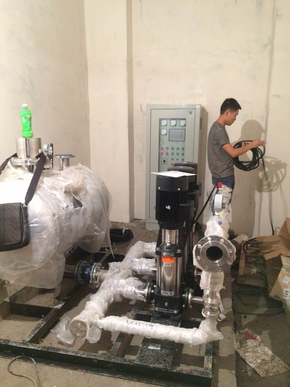 二次供水設備壓力不穩定有哪些原因?