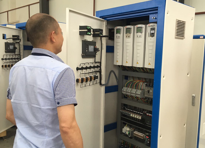 變頻控制柜的價格及選型